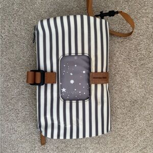 Twelvelittle TWELVElittleOn-The-Go Changing Station